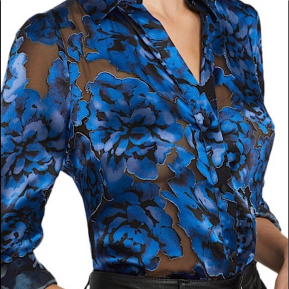 Alice + Olivia Tops - Alice+Olivia XS Floral dream azure top